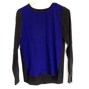 DVF Vlue & black silk top